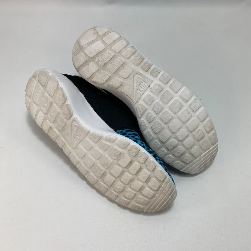 Nike Roshe Run Sneakers Womens 8 Black Current Blue Leopard Running Workout Gym